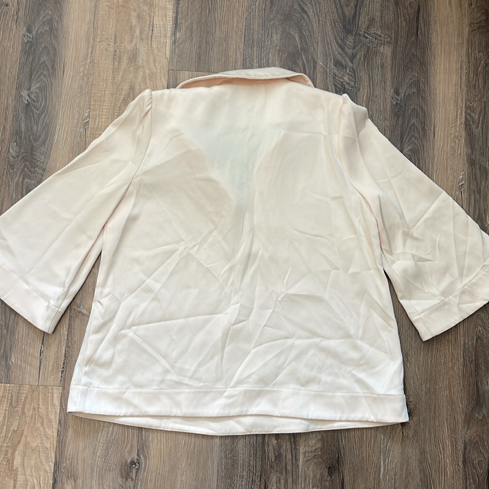 Tuckernuck Collared Blouse - Picture 5 of 5